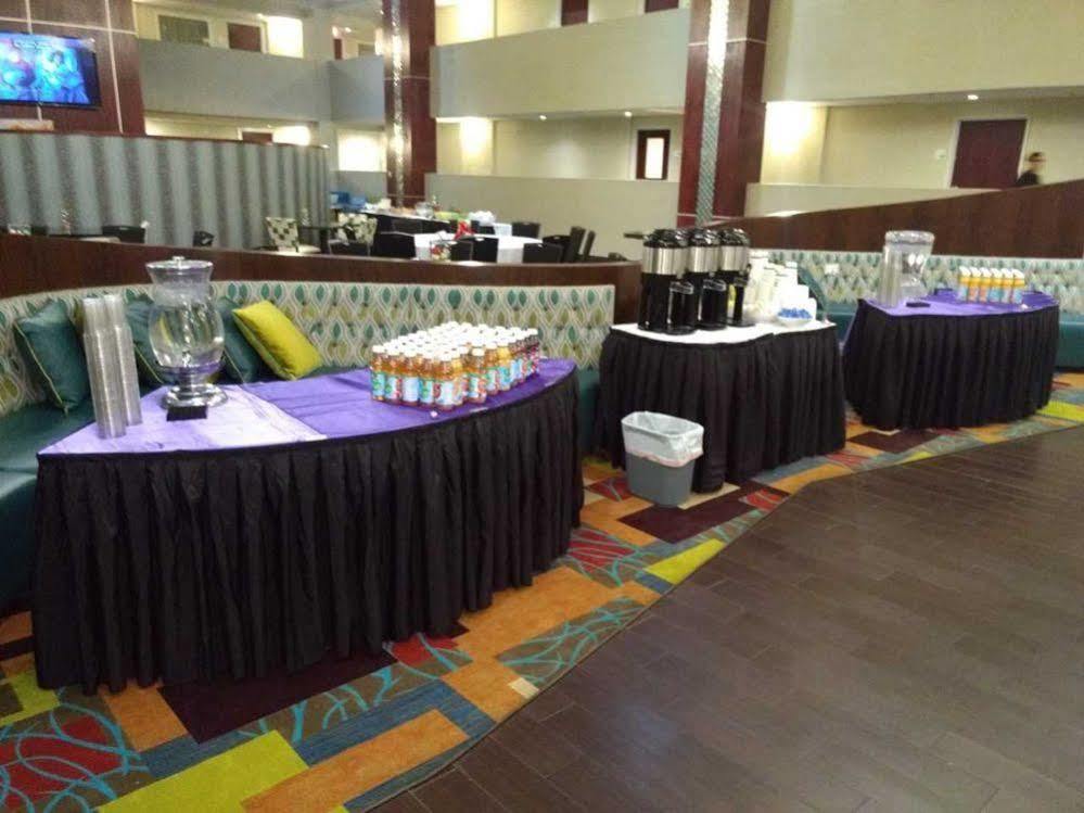 Holiday Inn Hotel & Suites Oklahoma City North By Ihg מראה חיצוני תמונה